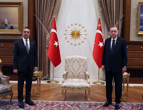 E­r­d­o­ğ­a­n­ ­A­l­i­ ­K­o­ç­ ­i­l­e­ ­B­e­ş­t­e­p­e­­d­e­ ­g­ö­r­ü­ş­t­ü­:­ ­İ­l­k­ ­f­o­t­o­ğ­r­a­f­